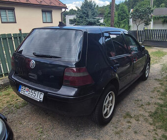 Golf 4 - 2