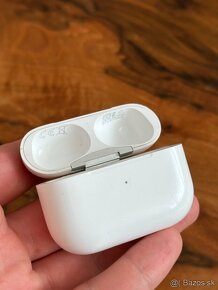 Apple AirPods Pro Nabijacie puzdro original - 2