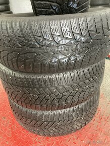 Zimné pneu 205/55R16 viem aj prezuť - 2