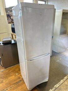 Indesit - 2