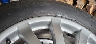 235/65 R17 - 2