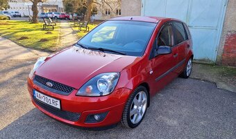 Ford Fiesta - 2