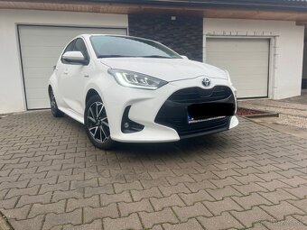 Toyota Yaris 1.5 Hybrid Style - 2