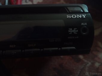 Sony X-plod CDX-GT25 na diely - 2