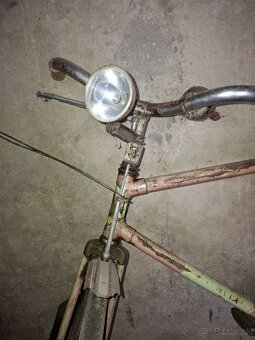 Predam skoro 90 rocny bicykel. - 2