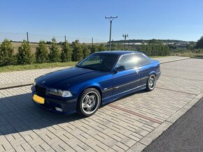 BMW e36 coupe 318is - 2