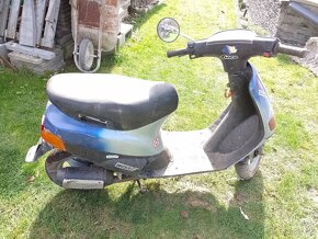 Predám skúter Piaggio zip 50ccm 2T - 2