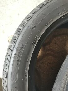 Bridgestone Blizzak LM-80 EVO 235/55 R19 - 2