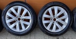 Orig. VW PASSAT 5x112 215 55 17 Zimné - 2