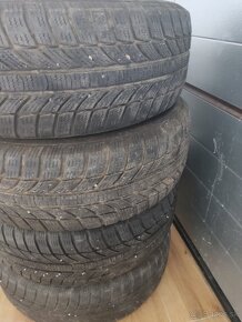 205/60 R16 zimne - 2