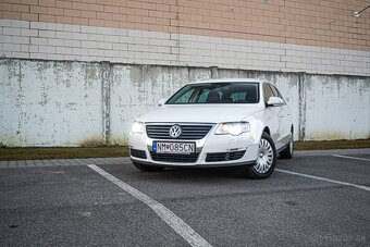 Volkswagen Passat Variant 2.0 TDI DPF Highline DSG - 2