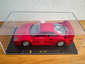 Ferrari F40, mierka 1:24, séria Le Grandi Ferrari - 2