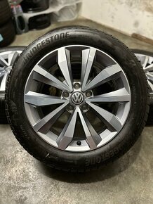 Letná sada VW Mayfield 5x112 R17 , 215/55/17 - TRoc, Passat - 2