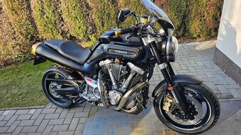 Yamaha MT01 - 2