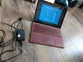 Microsoft Surface Laptop 1769 - 2