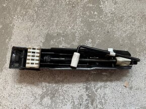 Original zdvihak, hever BMW E46, E60, E60 LCI, E63, E64, F10 - 2