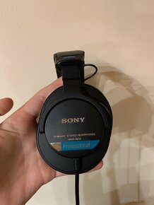 Sony MDR-7506 - 2