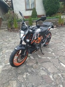 KTM Duke 390 - 2