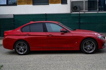 BMW 330e - 2