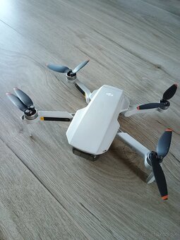 DJI Mini SE - Fly More Combo - 2