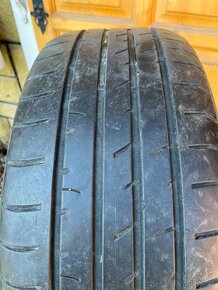 235/55 r19 Kumho - 2