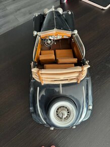 pocher 1:8 mercedes 500k - 2