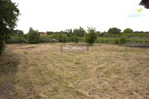 HALO reality - Predaj, pozemok pre rodinný dom   1146 m2 Cíf - 2