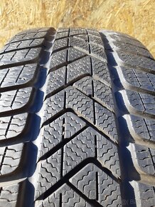 255/40 r21 zimne pneumatiky - 2