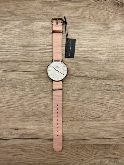 Nove hodinky Daniel Wellington - 2