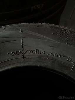 Predám čisto nové pneumatiky 205/70 R14 - 2