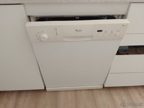 Umývačka riadu Whirlpool 60 cm - 2