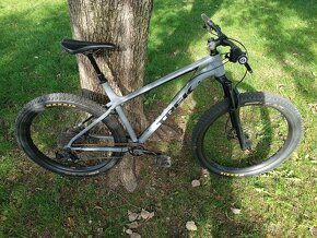 horsky bicykel TREK kolesa 27,5 ram L, dural, SRAM 1x12 - 2