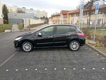 Peugeot 308 1.6 benzín - 2