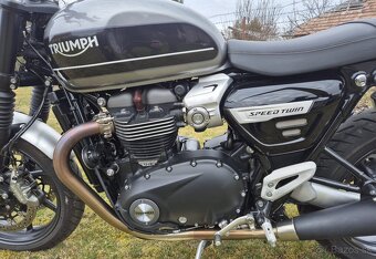 Triumph speed twine 1200 - 2