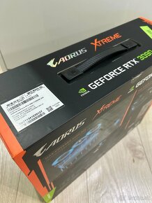 Nvidia GeForce RTX 3090 24GB Gigabyte Aorus - 2