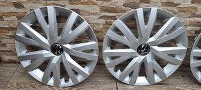 Predam 4xorginal VW R16 PUKLCE z Golfa 8 - 2