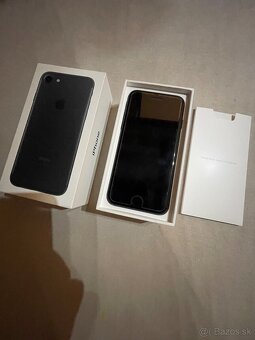 Apple iPhone 7 32GB Black - 2