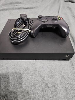 Xbox one x 1tb - 2