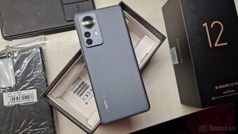 Xiaomi 12 Pro dual 12/256GB - top stav - 2