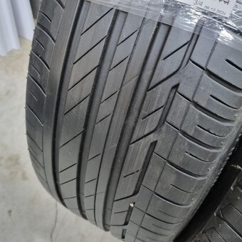 Letné pneumatiky 225/45 R19 BRIDGESTONE DOT2417 - 2