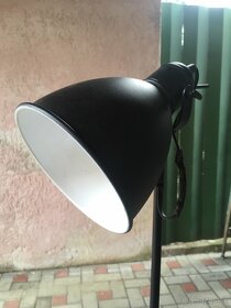 Stojanovã lampa - 2