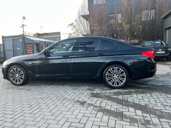 BMW rad 5 520d xDrive A/T - 2