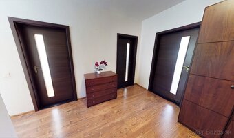 Priestranný zariadený 3 izbový byt s lodžiou 80 m2 ZÁPAD - 2