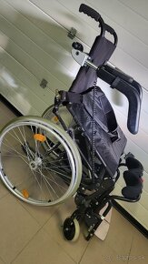 invalidny vozík 44cm s elektrickou vertikalizaciou - 2