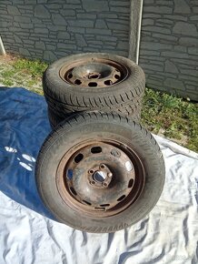 Zimné pneumatiky 195/65 R15 na diskoch rozteč 5x100 - 2