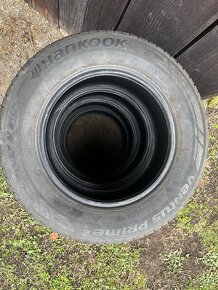 Predam pneu HANKOOK 235/60 R16 - 2