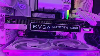 EVGA GTX 1070 8GB - 2