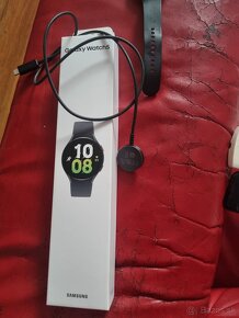 Samsung Galaxy Watch5  NEFUNKčNE - 2