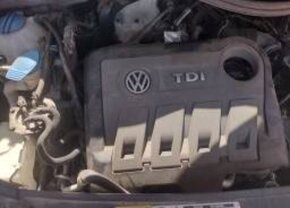 VW Touran 1.6TDI CAY - 2