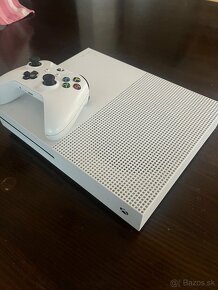 Xbox One S 1TB (Mechanický) - 2